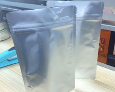 Self-reliant aluminum foil bag 04